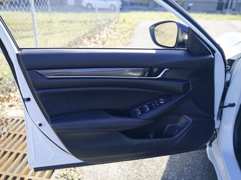 Used 2022 Honda Accord Sport image 20