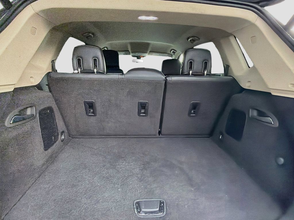 Used 2017 Buick Envision Essence FWD image 28