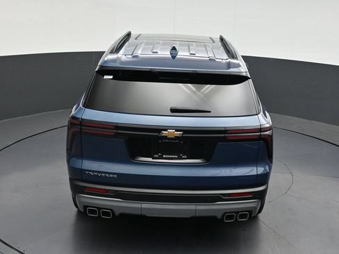 Used 2025 Chevrolet Traverse LT w/ Sun and Wheel Package FWD image 20