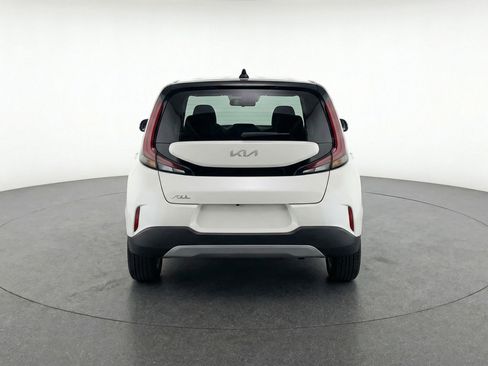 Used 2025 Kia Soul LX w/ LX Technology Package image 7