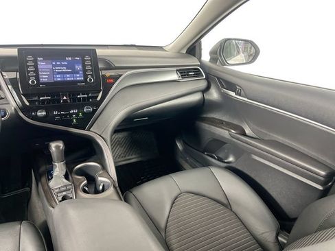 Used 2023 Toyota Camry SE w/ Convenience Package AWD/4WD image 26