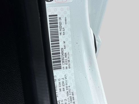 Used 2013 Chrysler 200 S FWD image 18