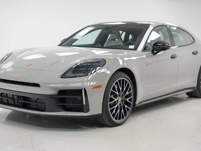 New 2026 Porsche Panamera 4