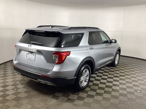 Used 2023 Ford Explorer XLT w/ Equipment Group 202A image 2