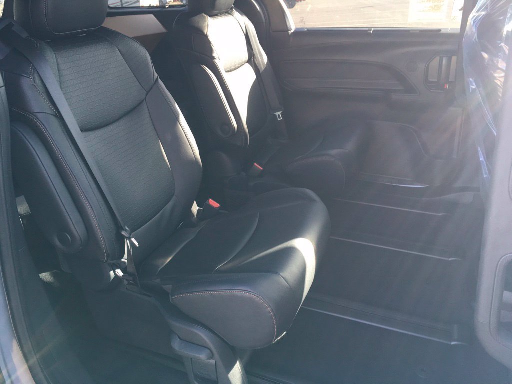 New 2026 Toyota Sienna XLE Woodland Edition AWD/4WD image 7