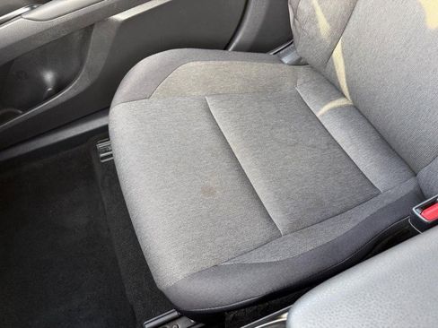 Used 2025 Toyota Camry LE image 27