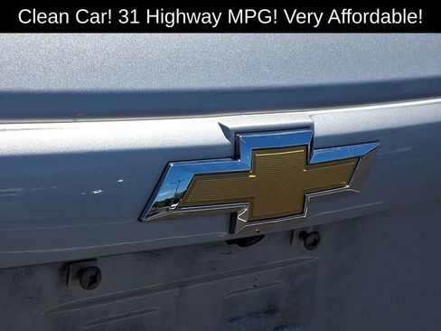 Used 2019 Chevrolet Trax LT w/ LT Convenience Package FWD image 29