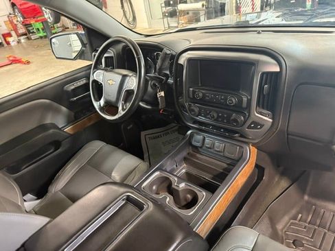 Used 2014 Chevrolet Silverado 1500 LTZ AWD/4WD image 11