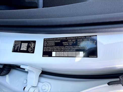 New 2026 Volvo XC60 T8 Ultra w/ Climate Package AWD/4WD image 36