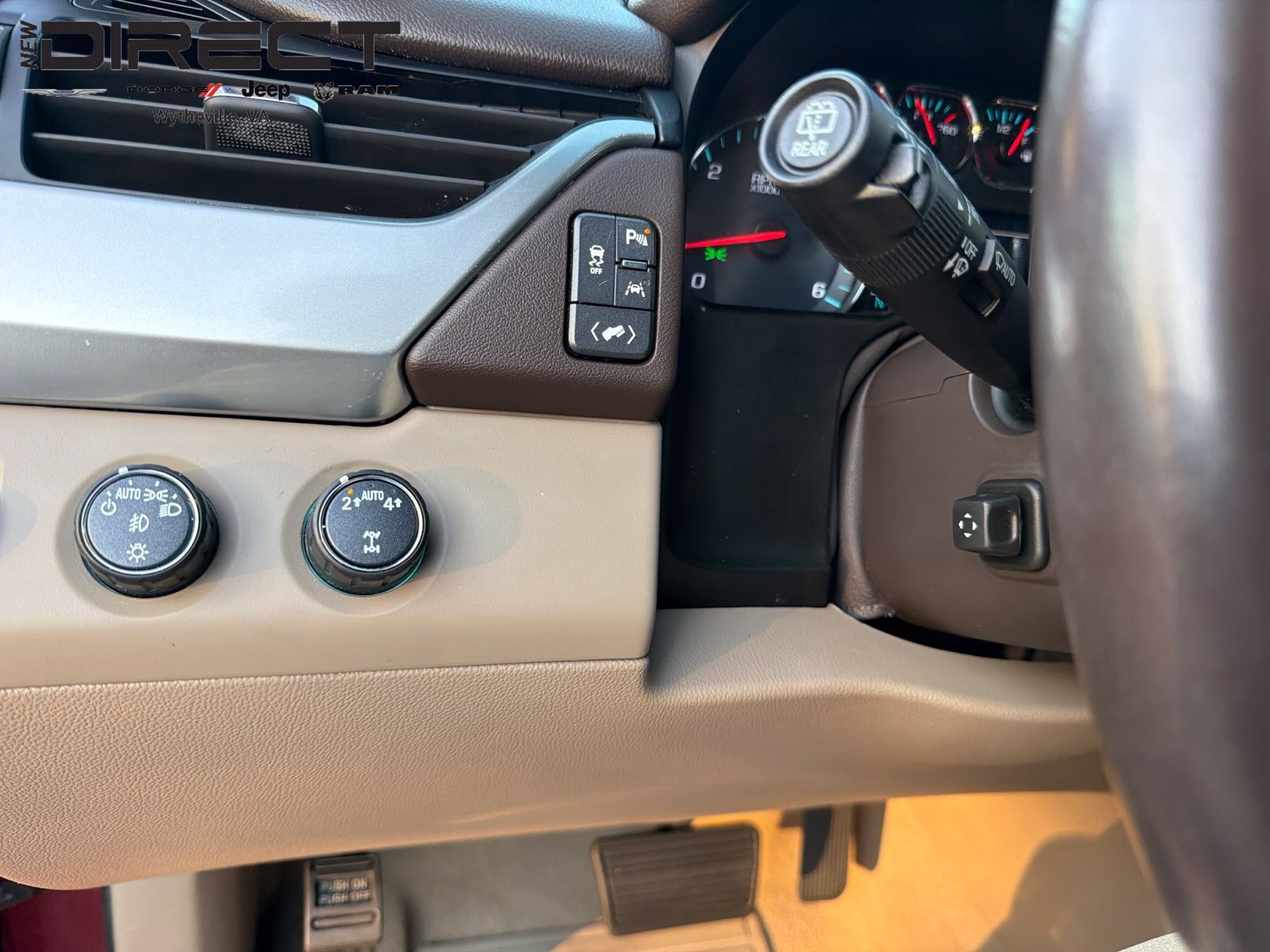 Used 2019 Chevrolet Tahoe LT w/ Luxury Package AWD/4WD image 22