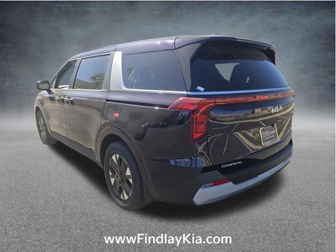 New 2026 Kia Carnival LXS FWD image 6