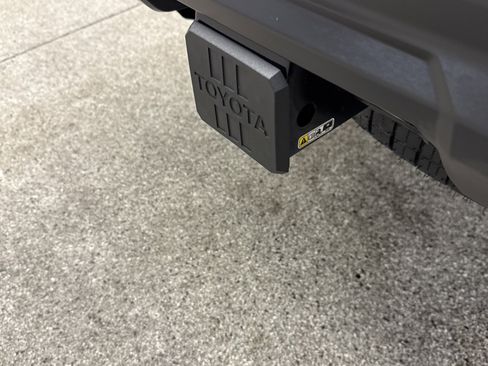 Used 2025 Toyota 4Runner TRD Off-Road image 26