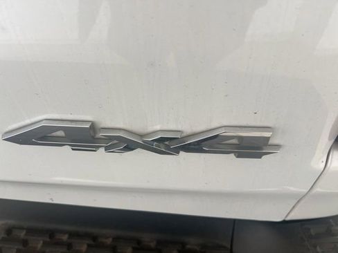 Used 2025 RAM 1500 Limited image 8