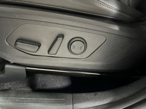 Used 2024 Kia Sorento S w/ Panoramic Sunroof Package FWD image 23