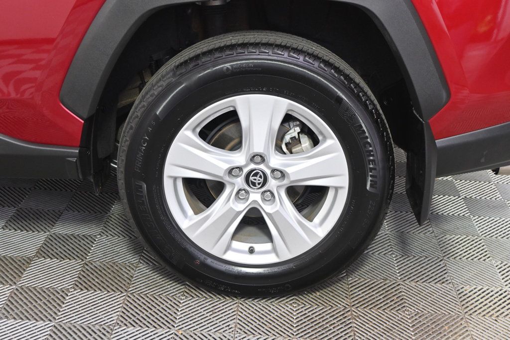 Used 2021 Toyota RAV4 XLE w/ Convenience Package AWD/4WD image 20