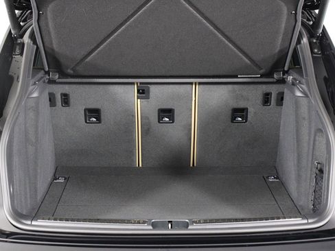 New 2026 Porsche Macan Turbo image 19