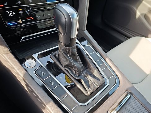 Used 2023 Volkswagen Arteon SEL image 15