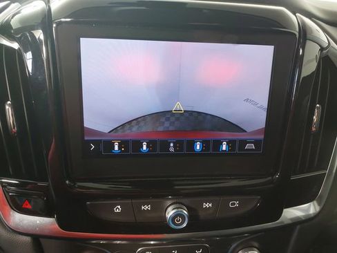 Used 2020 Chevrolet Traverse LT w/ LT Premium Package FWD image 22