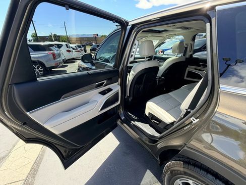 Used 2021 Kia Telluride EX w/ Towing Package AWD/4WD image 20