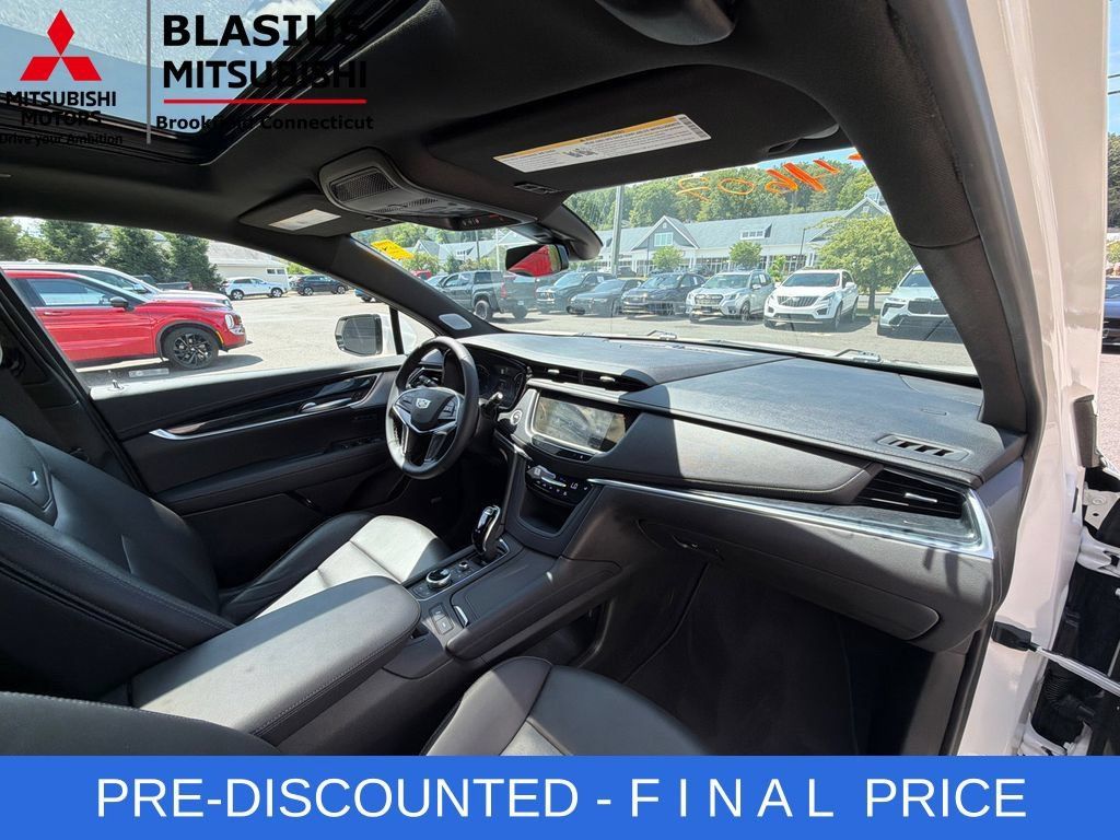 Used 2025 Cadillac XT5 Premium Luxury AWD/4WD image 54