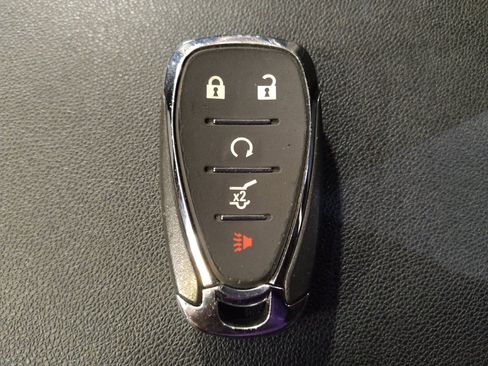 Used 2021 Chevrolet Equinox LT FWD image 32