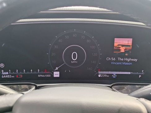 Used 2022 Cadillac Escalade Premium Luxury w/ LPO, Illumination Package image 34