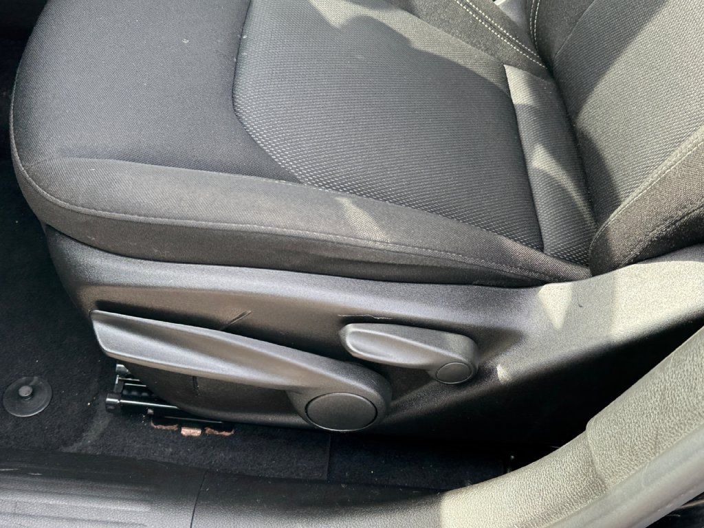 Used 2021 Jeep Renegade Sport AWD/4WD image 16