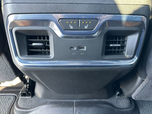 Used 2022 GMC Sierra 1500 Denali Ultimate image 28