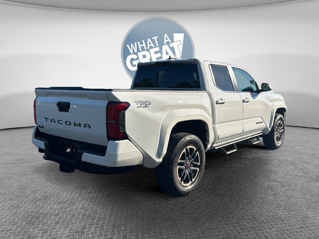 Used 2024 Toyota Tacoma TRD Sport w/ TRD Sport Upgrade Package AWD/4WD image 3