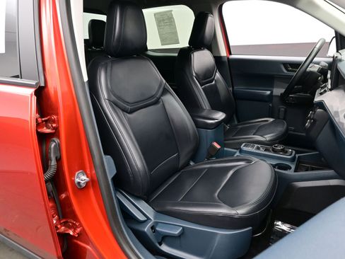 Used 2024 Ford Maverick Lariat w/ Black Appearance Package image 13