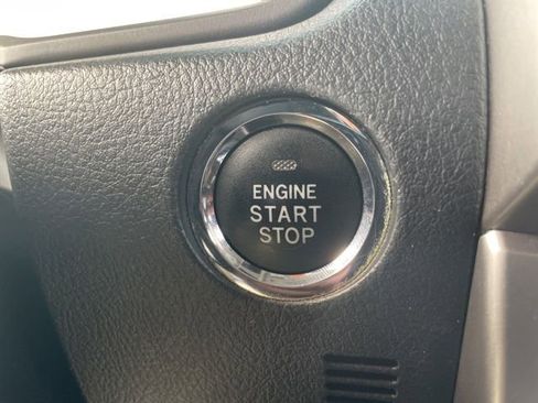 Used 2014 Toyota 4Runner Limited image 26