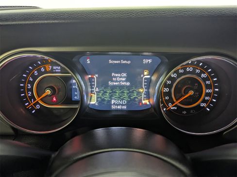 Used 2021 Jeep Gladiator Sport image 37