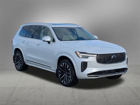 New 2026 Volvo XC90 B6 Ultra w/ Protection Package image 8