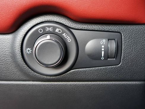 Used 2023 Dodge Durango SRT Hellcat AWD/4WD image 13
