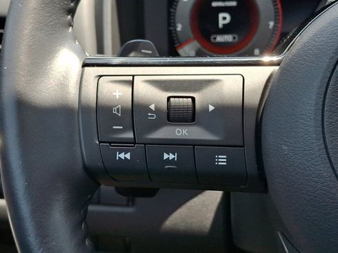 Certified 2023 Nissan Rogue Platinum w/ Platinum Premium Package AWD/4WD image 23