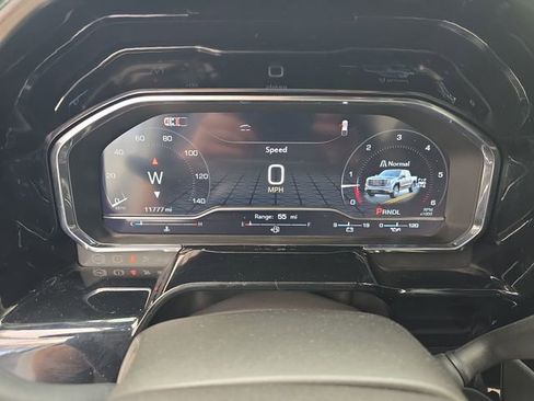 Used 2024 GMC Sierra 1500 SLE w/ Preferred Package image 15