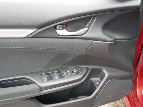 Used 2020 Honda Civic EX image 16