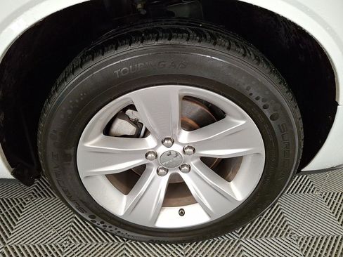 Used 2023 Dodge Challenger SXT image 26