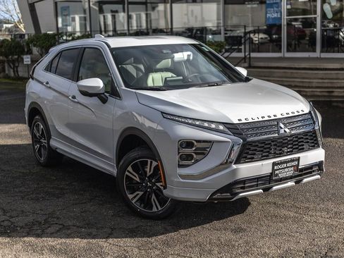 New 2026 Mitsubishi Eclipse Cross SEL image 2