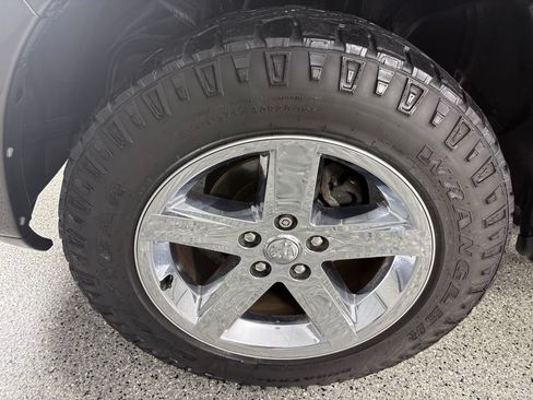 Used 2018 RAM 1500 Express w/ Express Value Package AWD/4WD image 10
