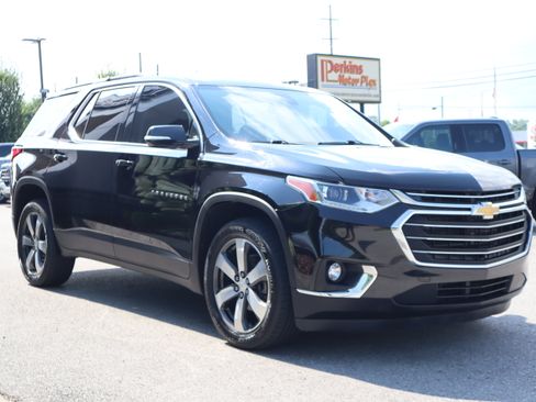 Used 2019 Chevrolet Traverse LT w/ LT Premium Package FWD image 5