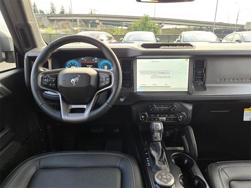 New 2025 Ford Bronco Big Bend w/ Black Diamond Package image 10