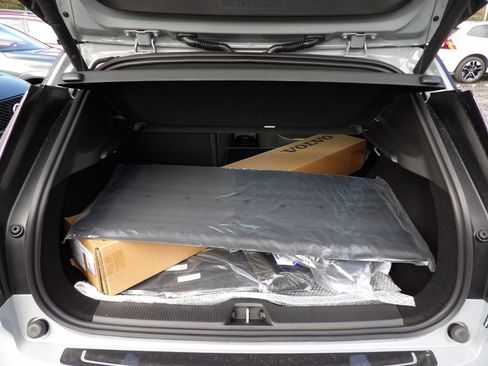 New 2026 Volvo EX30 Cross Country Ultra w/ Protection Package Premier AWD/4WD image 21
