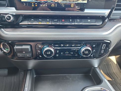 New 2026 GMC Sierra 1500 SLT w/ SLT Premium Plus Package image 18