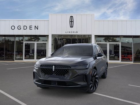 New 2026 Lincoln Nautilus Reserve AWD/4WD image 2