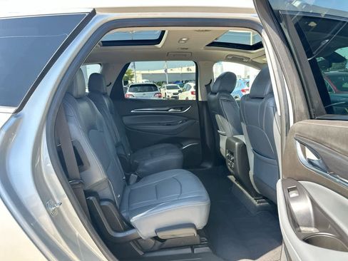 Used 2020 Buick Enclave Essence w/ Sound and Sites Package image 26