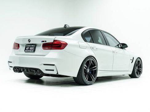 Used 2018 BMW M3 RWD image 12