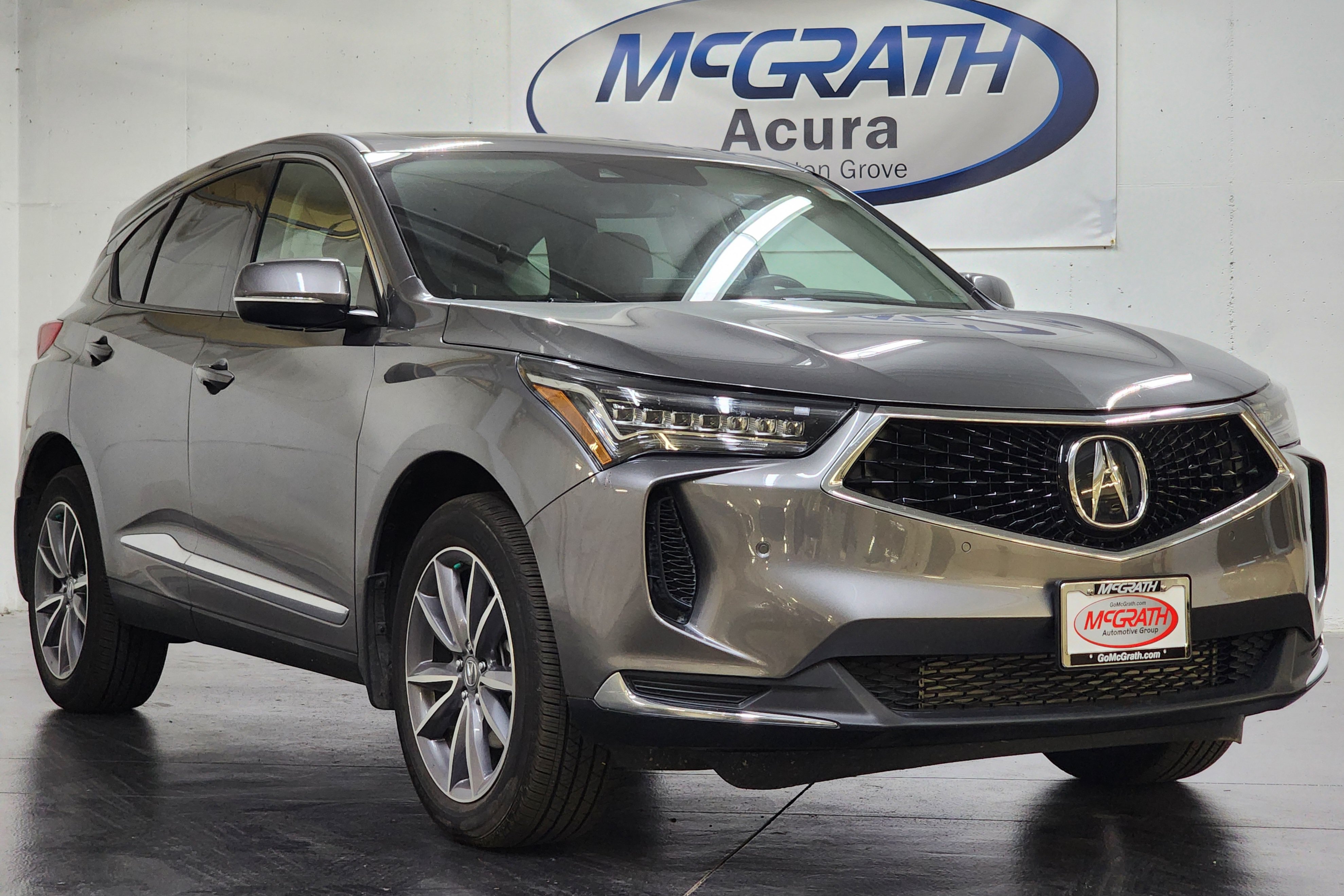 Used 2024 Acura RDX w/ Technology Package AWD/4WD image 3