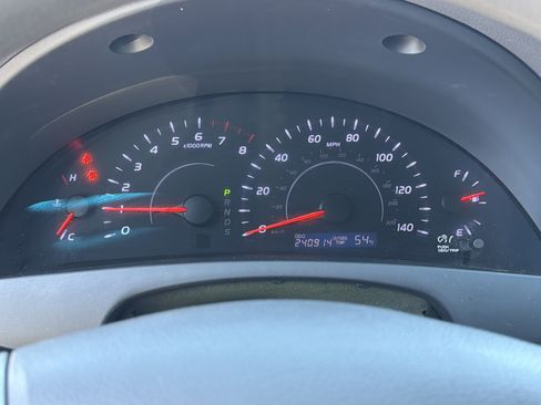 Used 2011 Toyota Camry LE w/ LE Extra-Value Pkg image 25