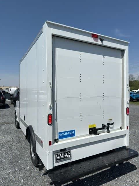 New 2025 GMC Savana 3500 w/ Power Convenience Package RWD image 5
